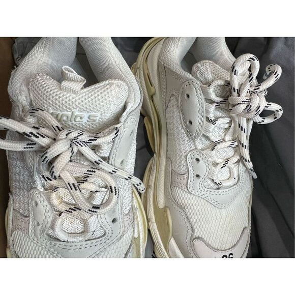 ✨CLOSET PURGE✨ Balenciaga triple s women’s sneaker EU36 US6 - Picture 7 of 11